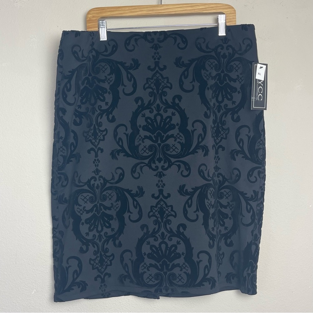 NWT New York Clothing Co. black raised pattern pencil skirt | XL